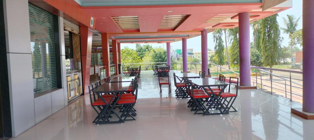 Hotel View Point Ajanta Экстерьер фото