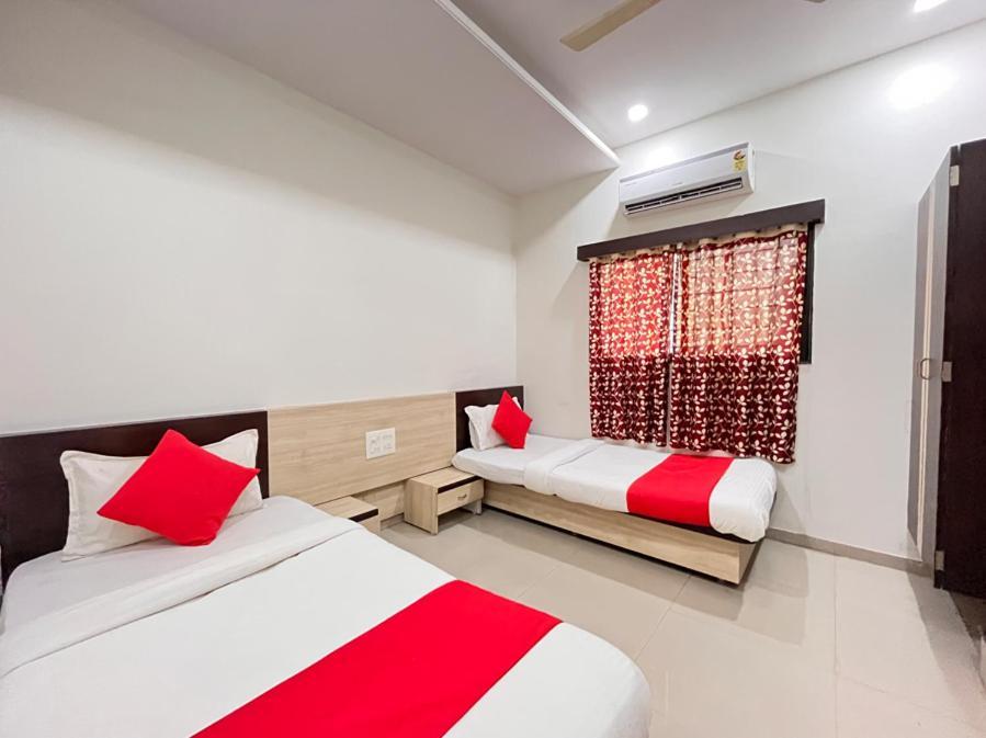 Hotel View Point Ajanta Экстерьер фото